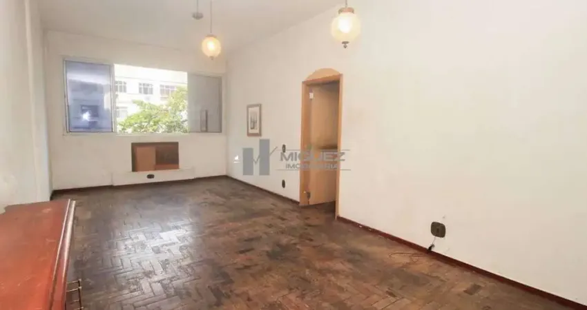 Apartamento à venda na Tijuca, metrô Afonso Pena, Rua Doutor Satamini, 90 m², 2 quartos, dependência completa, 1 vaga na escritura, código 21181