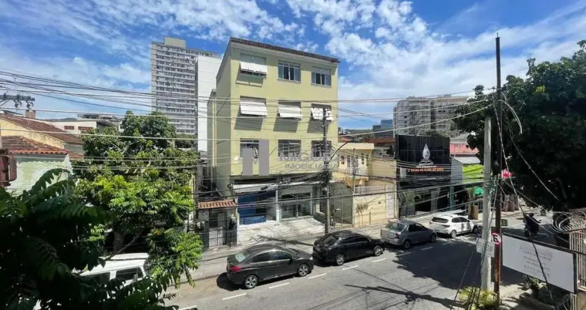 Apartamento à venda sala 2 quartos no andaraí, rua leopoldo! localizado a 800 metros da rua uruguai.