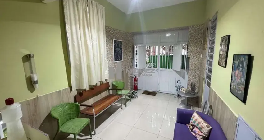 Vendo encantadora casa duplex, rua grajaú (grajaú) são 156m² 6 quartos, a 3 minutos da praça edmundo rêgo, 1 vaga