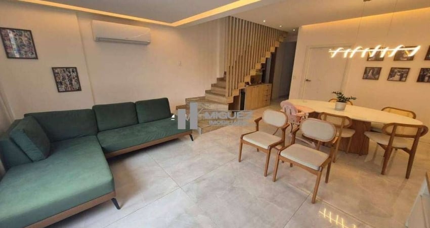 COBERTURA DOS SONHOS À VENDA NA TIJUCA! Na charmosa Rua Guaxupé, a poucos metros do metrô Uruguai, essa cobertura duplex com aproximadamente 200m² que une conforto, elegância e localização privilegiad
