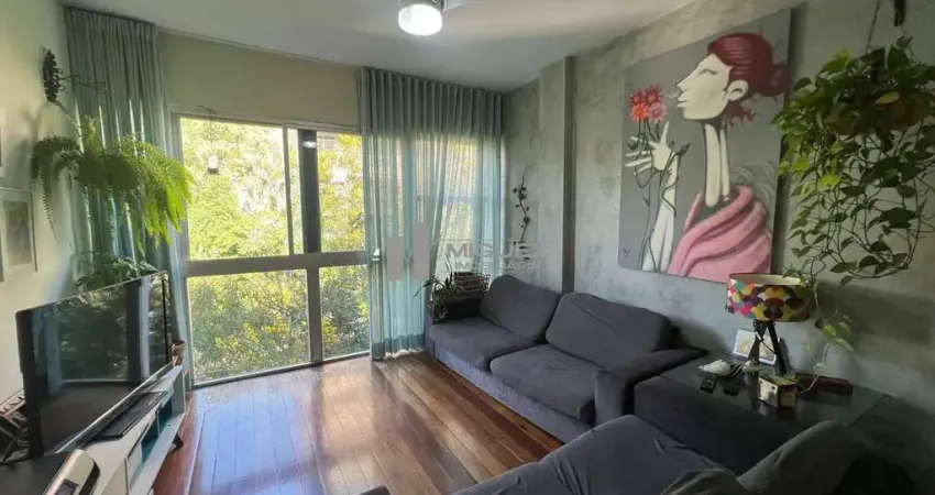 Apartamento a venda, tijuca, sala em 2 ambientes, 3 ótimos quartos, suíte, banheiro socia, ampla cozinha, área de serviço, 1 vaga de garagem na escritura, próximo ao metrô uruguai