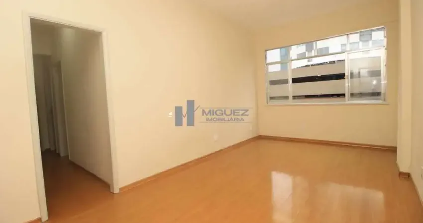 Apartamento à venda, colado ao shopping tijuca, sala 2 quartos, dependência completa 1 vaga de garagem