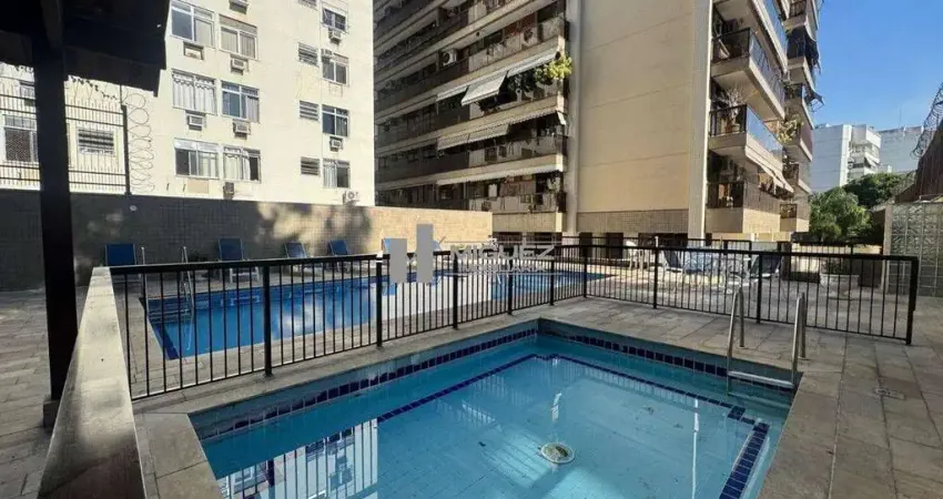 Apartamento à venda na Rua Marechal Marques Porto- Tijuca! Varandão, sol da manhã, sala 2 quartos com vaga! Prédio com infra estrutura!