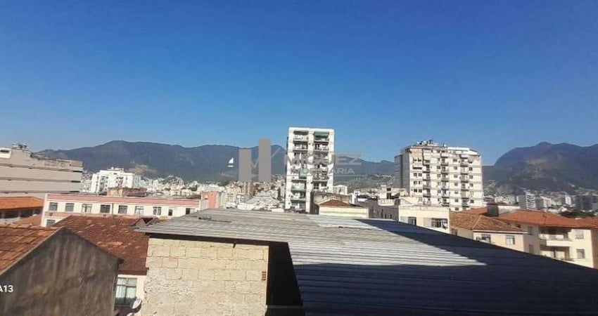 CASA DE VILA À VENDA - CONSELHEIRO OTAVIANO, 2 QUARTOS E TERRAÇO, OPORTUNIDADE!!!