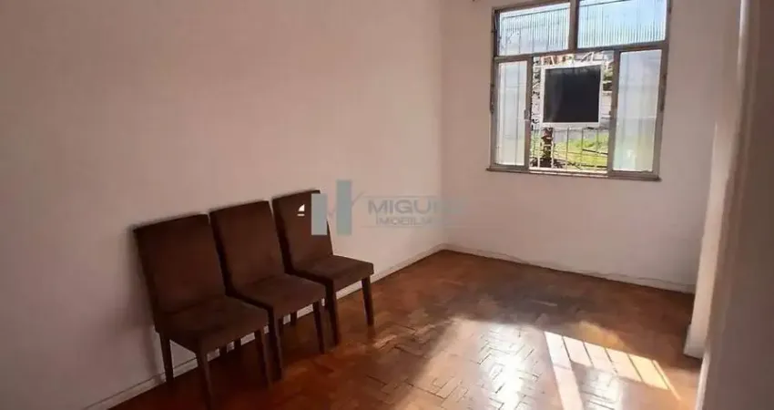 Apartamento à venda próximo ao shopping Boulevard, sala dois quartos e dependência completa