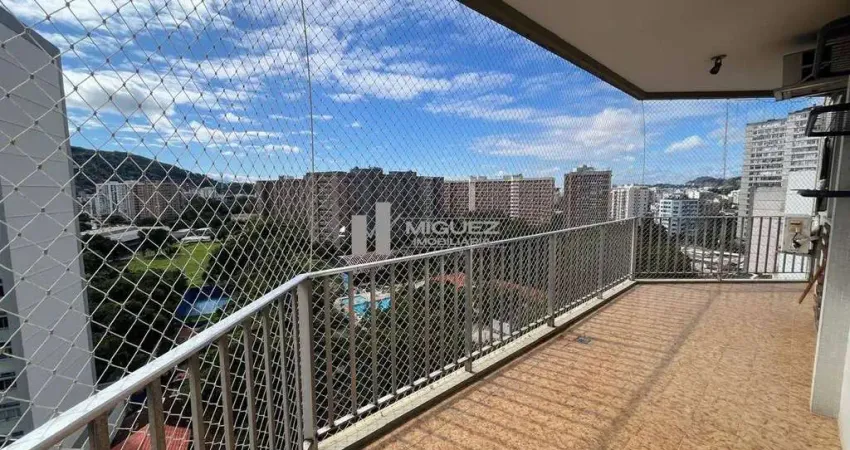 Apartamento a venda com varandão, com 3 quartos, suíte e 2 vagas na praça verdun