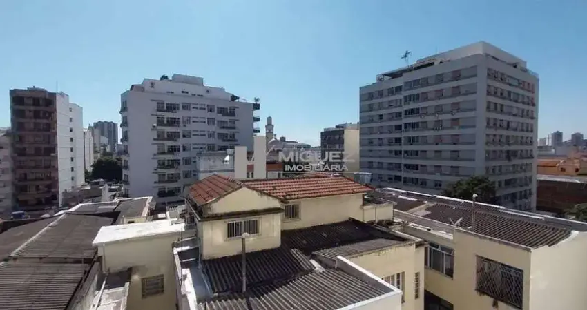 Rua do Bispo, Tijuca. Apartamento à venda, 2 quartos com vaga. Código 21969