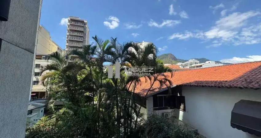 Rua Professor Gabiso,  apartamento à venda com 02 quartos, 1 suíte, garagem e amplo varandão. Exclusividade colada  à Praça Afonso Pena, perfeito para moradia ou investimento.!