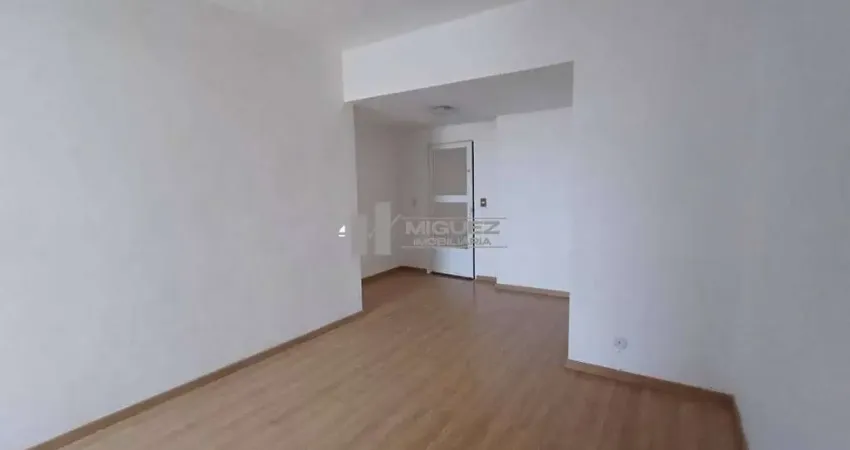 Aproveite esta chance única! Apartamento 2 quartos à venda na Rua Teodoro da Silva, com vista incrível,  caso ao Shopping Boulevard. Ideal, com conforto e privacidade!