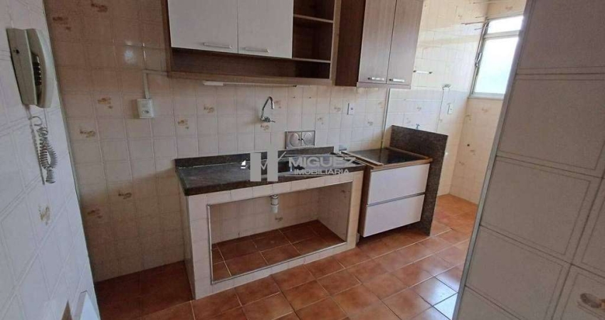 Vila Isabel, apartamento com 2 quartos à venda na Rua Teodoro da Silva, localização privilegiada, debruçado ao Shopping Boulevard. Não perca!
