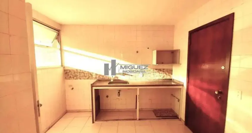 NA RUA LARGO DA SEGUNDA FEIRA, VENDA DE APARTAMENTO COM 2 QUARTOS, SUÍTE, GARAGEM, VISTA ESPECTACULAR EM TODOS OS CÔMODOS, PRÓXIMO AO METRÔ E COMÉRCIO.