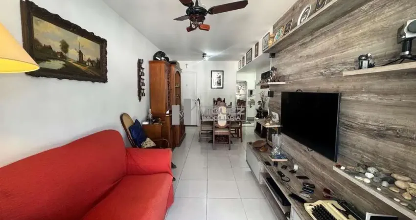 SEU LAR DOS SONHOS NA TIJUCA! APARTAMENTO A VENDA NA RUA GENERAL ESPIRITO SANTO CARDOSO, COM VARANDA, SALA, 3 QUARTOS (1 SUITE) E 1 VAGA DE GARAGEM. A APENAS 300m DA PRAÇA DOS CAVALINHOS, É PERFEITO P
