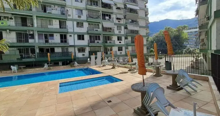 APARTAMENTO À VENDA, LUXUOSO COM 4 QUARTOS E 2 VARANDAS, LOCALIZADO NA RUA CONDE DE BONFIM, TIJUCA - RIO DE JANEIRO.