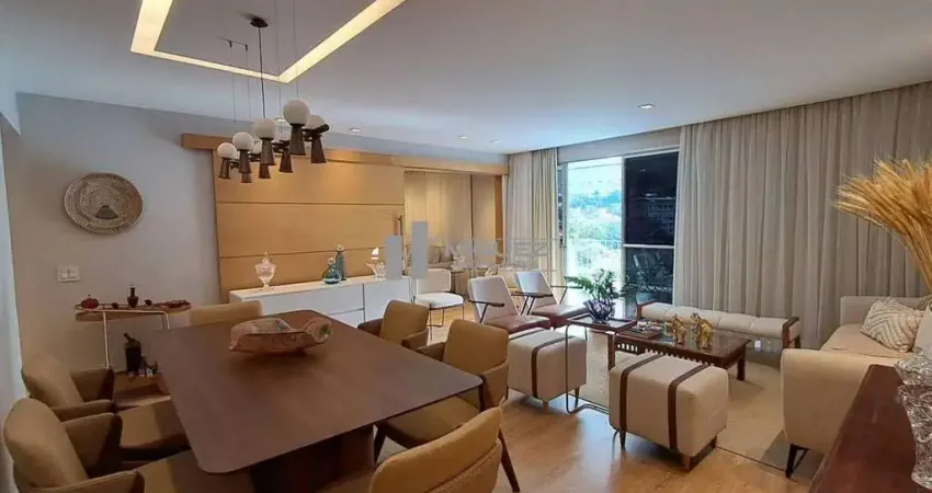 APARTAMENTO LUXUOSO À VENDA NA RUA CONDE DE BONFIM, TIJUCA - RIO DE JANEIRO, COM 4 QUARTOS E 2 VARANDAS.