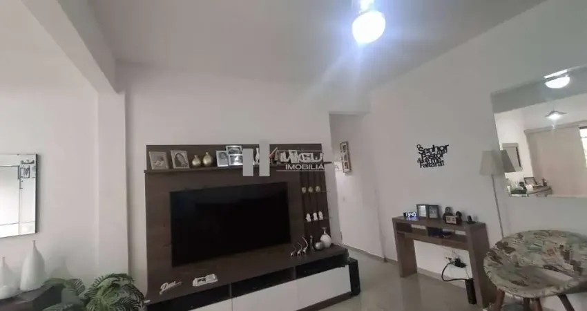 Oportunidade única! Cobertura linear a venda na Rua Marquês de Valença, Tijuca, com 3 quartos e localização imbatível, a apenas 500 metros do metrô São Francisco Xavier. Perfeita para quem deseja vive