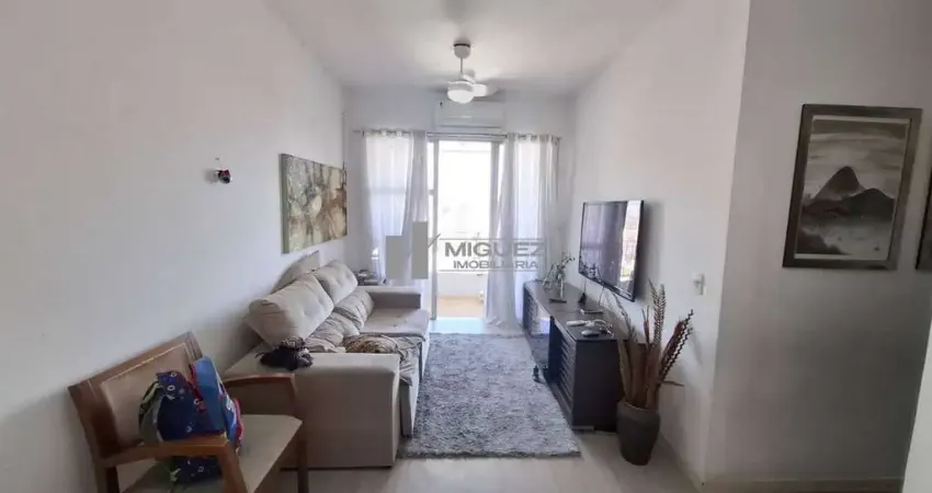 Conforto e praticidade esperam por você! este apartamento à venda na tijuca, no condomínio santa amélia, oferece varanda, 2 quartos, sala, cozinha, banheiro e vaga. com infraestrutura total, é a escol