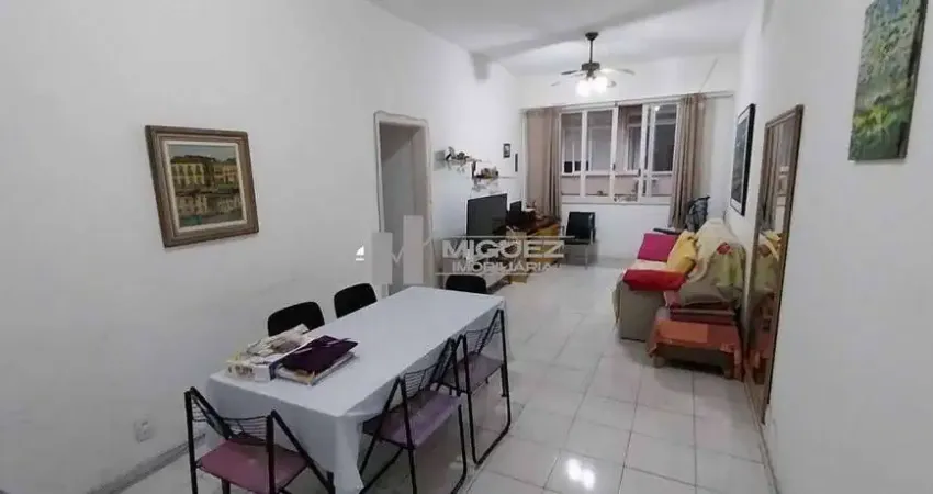 Oportunidade única na tijuca! apartamento à venda com 3 quartos (1 suíte) e 1 vaga de garagem, bem ao lado da praça e do metrô afonso pena. ideal para viver com comodidade. fale conosco hoje e conheça