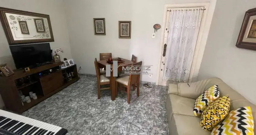 Apartamento à venda na rua leopoldo, andaraí, com sala e 2 quartos. localizado a apenas 800 metros da rua uruguai, é a escolha ideal para viver com praticidade. fale conosco e venha conhecer!