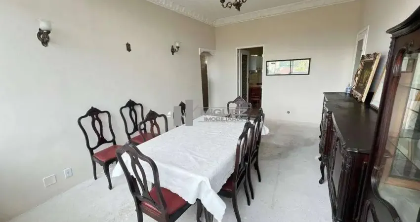 Apartamento à venda na Rua Mariz e Barros, a 700m do metrô Afonso Pena. São 2 quartos, 85m², vaga de garagem e portaria 24 horas.