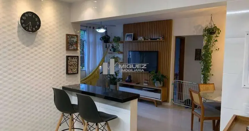 Oportunidade única à venda: apartamento de 3 quartos com suíte na Praça Afonso Pena, Tijuca. Exclusividade e charme em um só lugar. Entre em contato para mais detalhes!