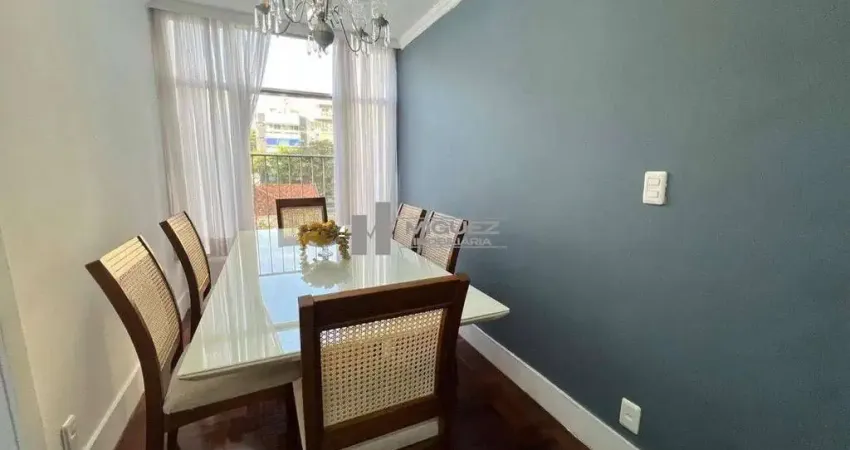 Na tijuca, área nobre: apartamento à venda com salão, 2 quartos (1 suíte), dependência completa e 1 vaga na escritura. localização estratégica e planta bem distribuída.