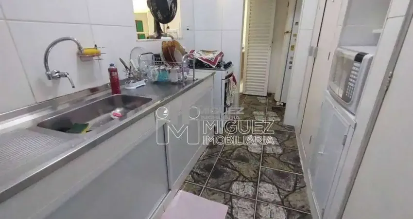 Casa ampla à venda no Andaraí, com 140 m² e 3 quartos. Boa distribuição de ambientes e localização com fácil acesso a serviços da região.