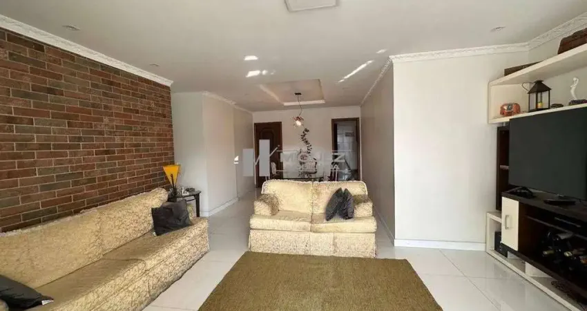 Apartamento à venda na tijuca, rua alexandre gusmão. imóvel com 3 quartos (1 suíte), varanda e 1 vaga de garagem. boa planta e localização estratégica em área residencial. agende sua visita.