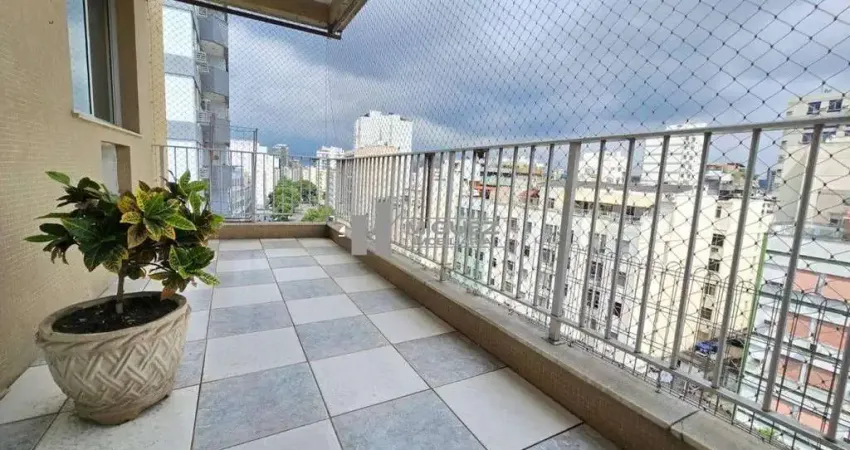 Cobertura à venda na rua haddock lobo, tijuca, a uma quadra do metrô afonso pena! varandão, sala ampla, 2 quartos (1 suíte), terraço com vista panorâmica e vaga. contate-nos!