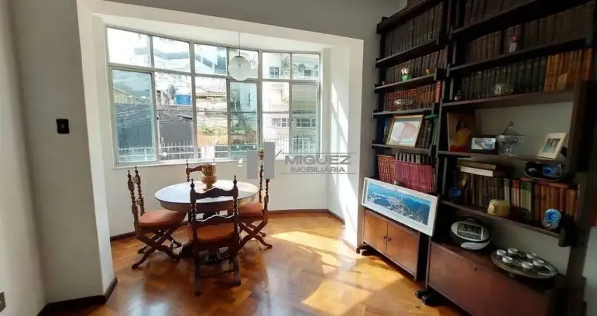 Rua humaitá: apartamento à venda com planta ampla, 3 quartos amplos e dependência completa. ótima opção para quem valoriza espaços generosos e praticidade no dia a dia. 120m²