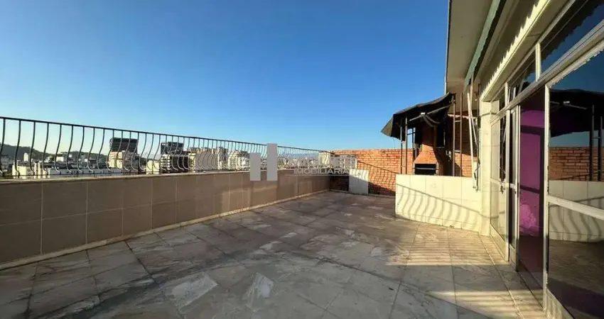 Cobertura a venda na tijuca, rua dr. satamini, 3 quartos  (1 suíte e closet), sala ampla, iluminada e arejada, cozinha com dependência completa,  1 vaga na escritura, colado aos metrôs da praça afonso