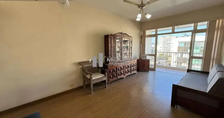 Oportunidade na tijuca: apartamento à venda com 90m², varanda, 3 quartos e vaga. rua afonso pena, a apenas 80m do metrô e da praça afonso pena.