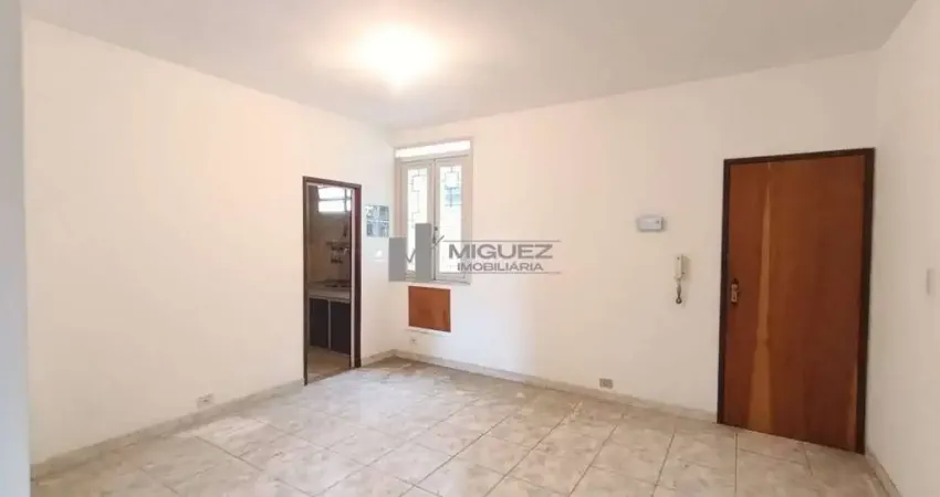 Aluga-se apartamento espaçoso, 2 quartos com excelente localização na tijuca, proximo ao hospital badim e pedro hernesto