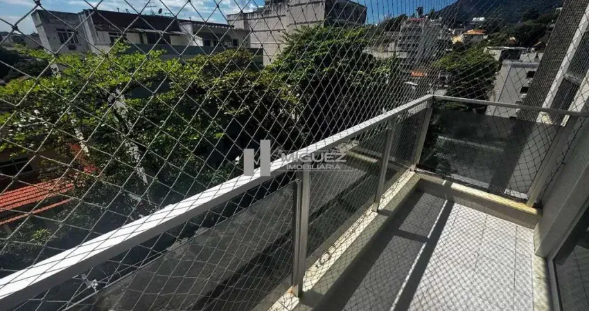 Apartamento a venda rua gastão penalva (andaraí) proximidades do hospital federal do andaraí. sacada, sala, 2 quartos, 1 vaga de garagem.