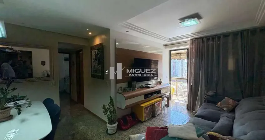 Praça afonso pena com varandão, 3 quartos em prédio de luxo com vaga e infraestrutura