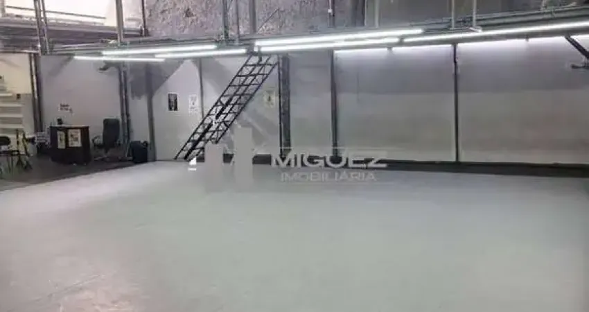 Av.paulo de frontin, rio comprido. casa comercial com 6 salas e um amplo galpão nos fundos. código 23220