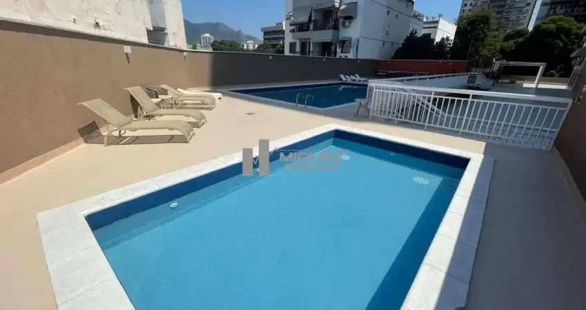 À venda: apartamento espaçoso de 120m² na rua santa luísa, maracanã. são 3 quartos, sendo 1 suíte, varandão, copa cozinha e dependência. além disso, o imóvel oferece 2 vagas na escritura e infraestrut