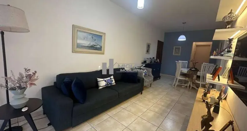 Apartamento à venda na rua haddock lobo, a poucos passos da praça afonso pena. são 80m² bem distribuídos, com 2 quartos, sala com varanda e 1 vaga de garagem. localização privilegiada, em rua tradicio