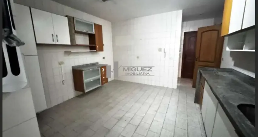 Rua fernandes figueira, tijuca - apartamento à venda com 140m² varanda, sala espaçosa, 3 quartos e 1 suite. próximo ao metrô são francisco xavier, o condomínio oferece infraestrutura completa. ideal p
