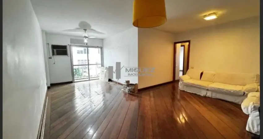 Na tijuca, apartamento á venda na fernandes figueira, a poucos minutos do metrô são francisco xavier. são 140m² bem aproveitados, com varanda, sala, 3 quartos, sendo 1 suite. condomínio com infraestru