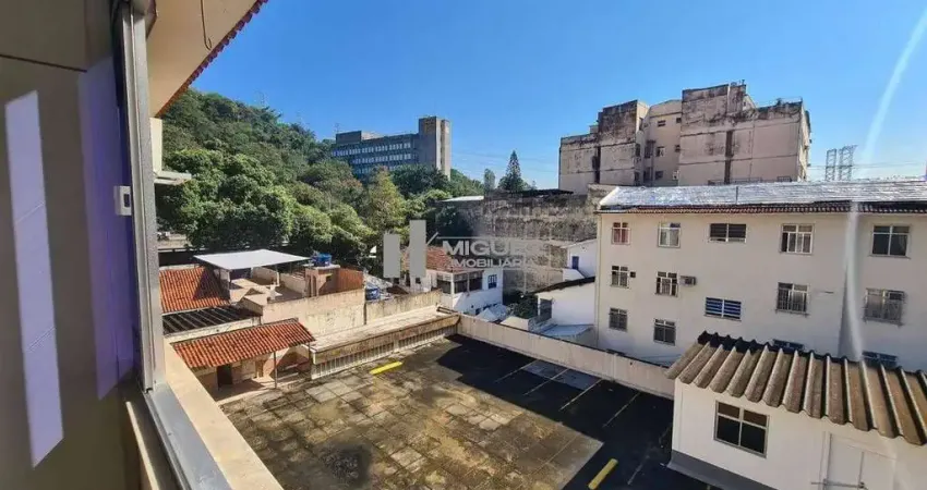 Apartamento à venda, rua Santa Alexandrina, 3 quartos, 3 banheiro, 144M² - Rio Comprido