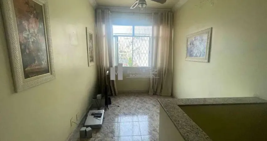 Casa de vila duplex à venda na rua josé bonifácio, em todos os santos. com cerca de 160m², oferece duas salas amplas, quatro quartos, copa-cozinha funcional e terraço com área gourmet. um imóvel compl