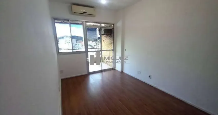 Apartamento à venda na professor gabizo, com varandão, 2 quartos, suíte e vaga. planta confortável, ideal para quem busca um imóvel bem distribuído em localização prática e valorizada