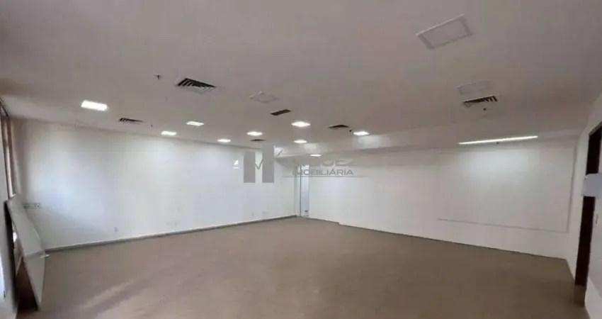 Sala comercial com 258m² para aluguel, Rua São Bento, Centro. Código 23879