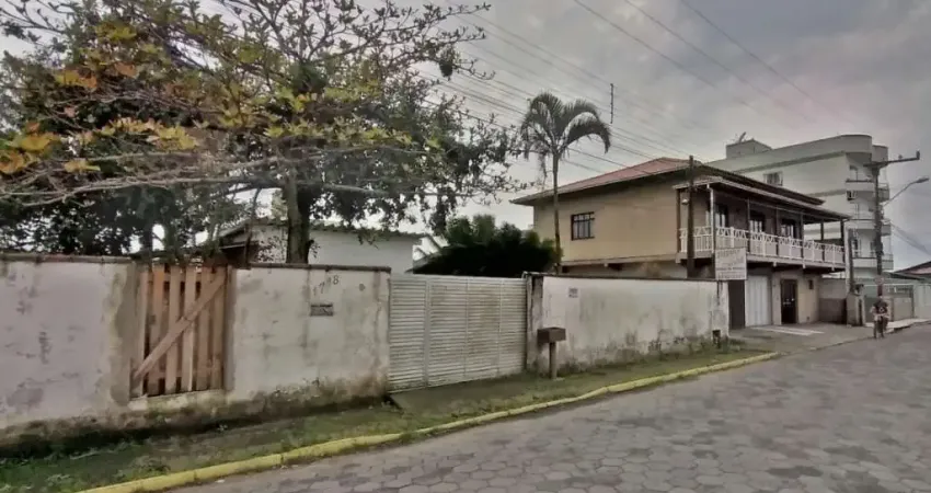 Terreno à venda na Rua Perciliana Rodrigues Gaya, 1718, Centro, Navegantes