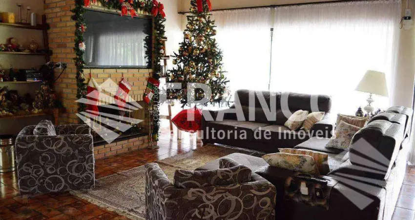 Casa no Condomínio Chácaras Cataguá com 2 dormitórios à venda, 712 m² - Chácaras Cataguá - Taubaté/SP