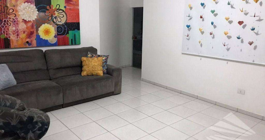 Casa com 3 dormitórios à venda, 232 m² - Campos Elíseos - Taubaté/SP