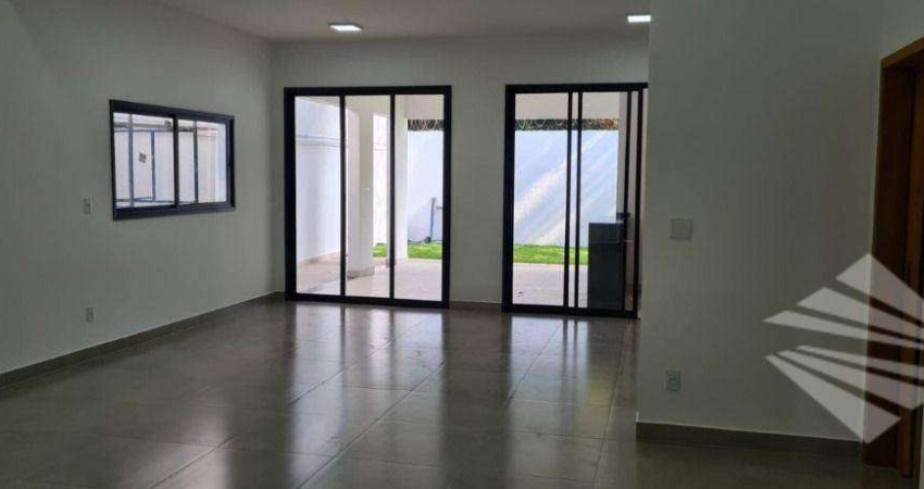 Casa com 3 dormitórios à venda, 172 m² por R$ 870.000,00 - Condomínio Morada do Visconde - Tremembé/SP