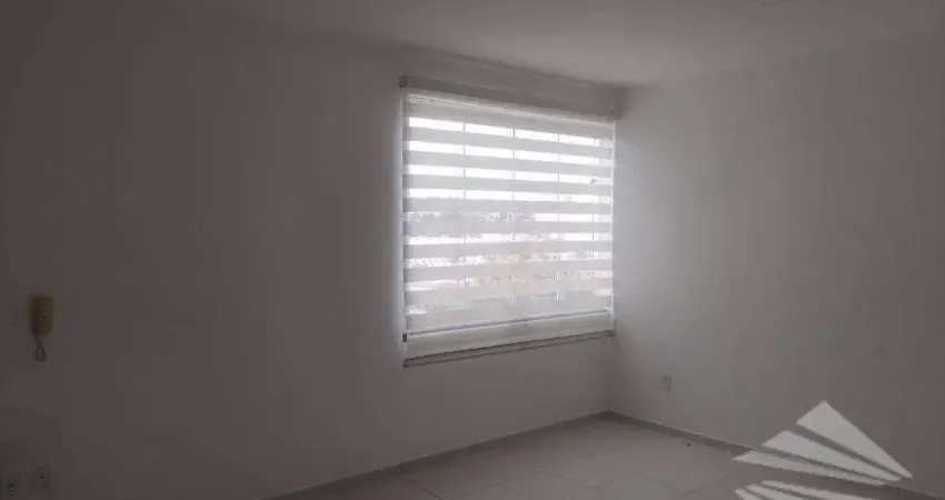 Sala comercial com 1 sala para alugar na Rua do Corrêa, Centro, Taubaté