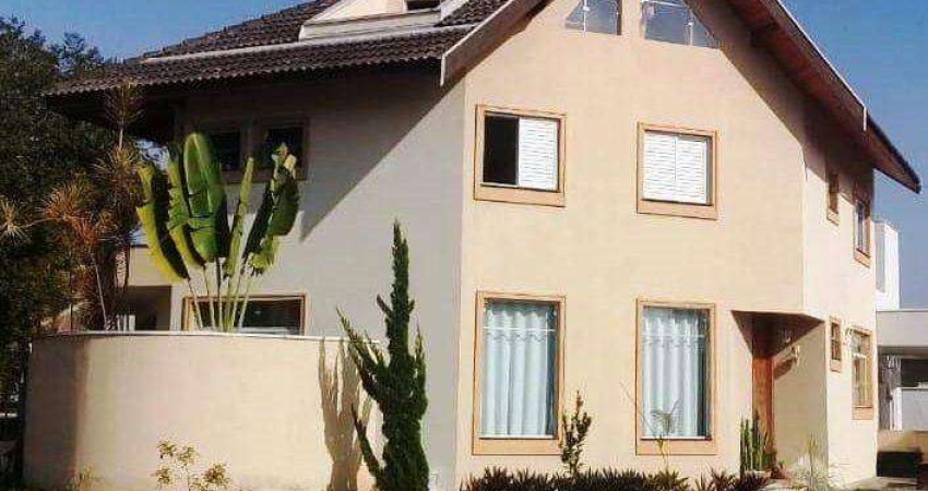 Sobrado com 5 dormitórios à venda, 213 m² - Campos do Conde Versailles - Tremembé/SP