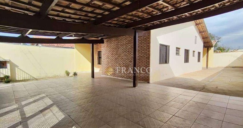 Casa com 3 dormitórios para alugar, 200 m² - Campos Elíseos - Taubaté/SP